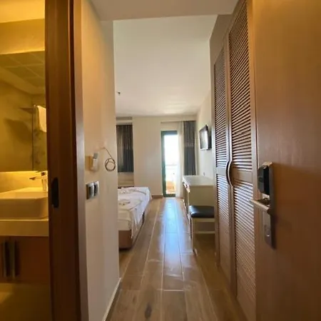 Mutlu Otel 2*