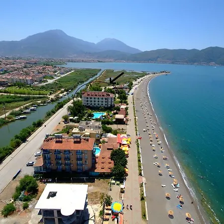 Mutlu 페티예